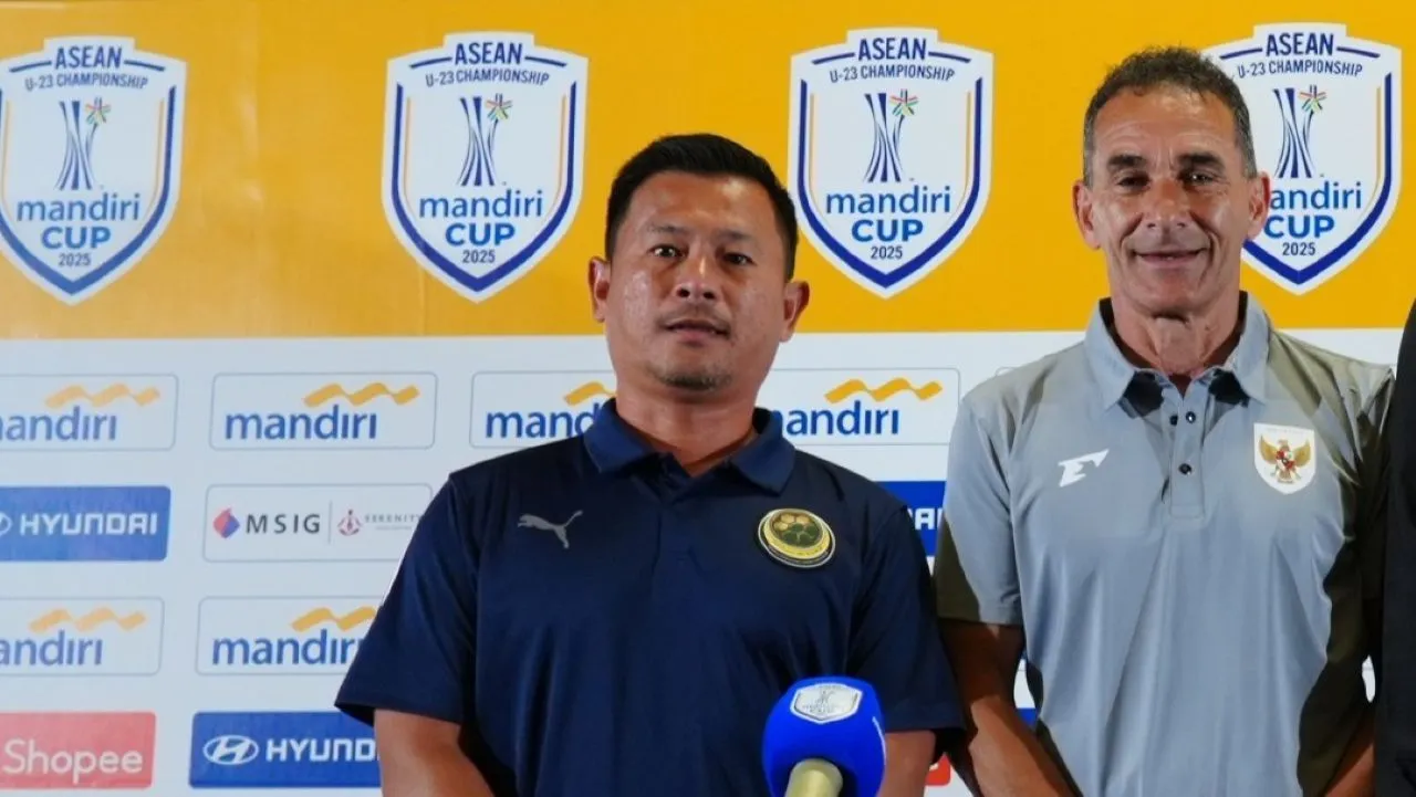 Pelatih Brunei Darussalam, Aminuddin Jumat (kiri)/IG Brunei Darussalam