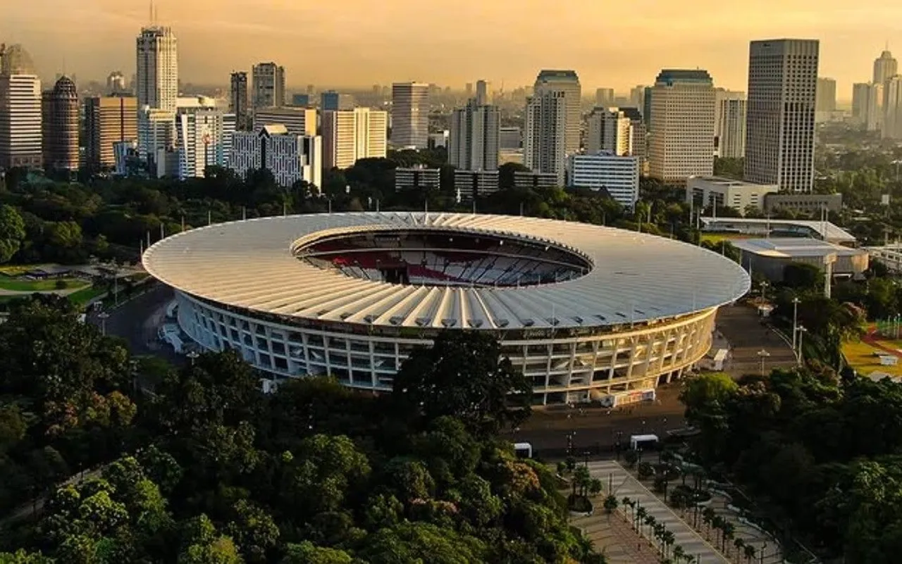 Stadion Utama Gelora Bung Karno (SUGBK)/foto: IG @mrtjktinfo
