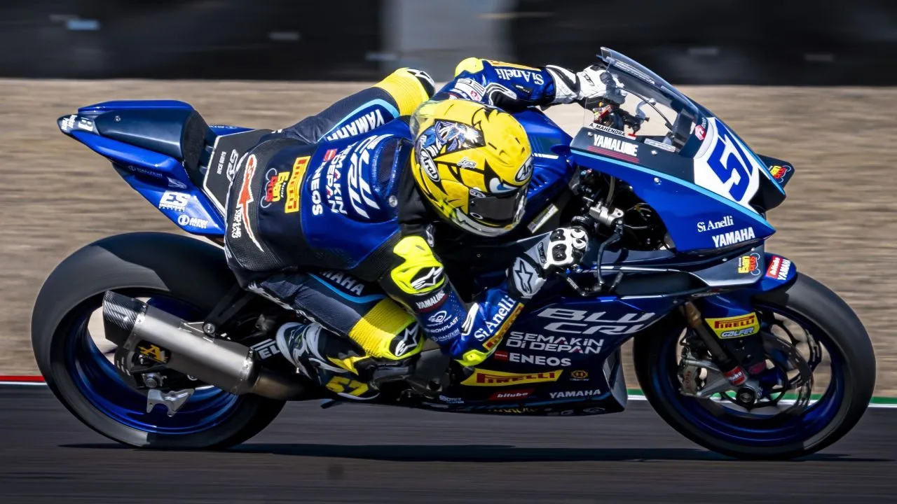 Aldi Satya Mahendra saat tampil di seri 7 World Supersport 2025 di Donington Park Inggris/Yamaha Indonesia
