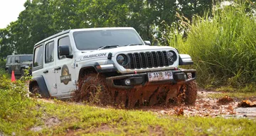 Jeep Wrangler Rubicon 4 door. (IDN)