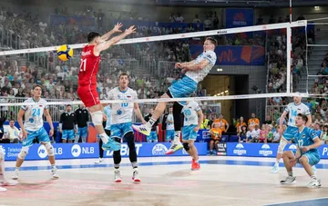 Slovenia menang dramatis atas Serbia dengan skor 3-2/foto: World Volleyball
