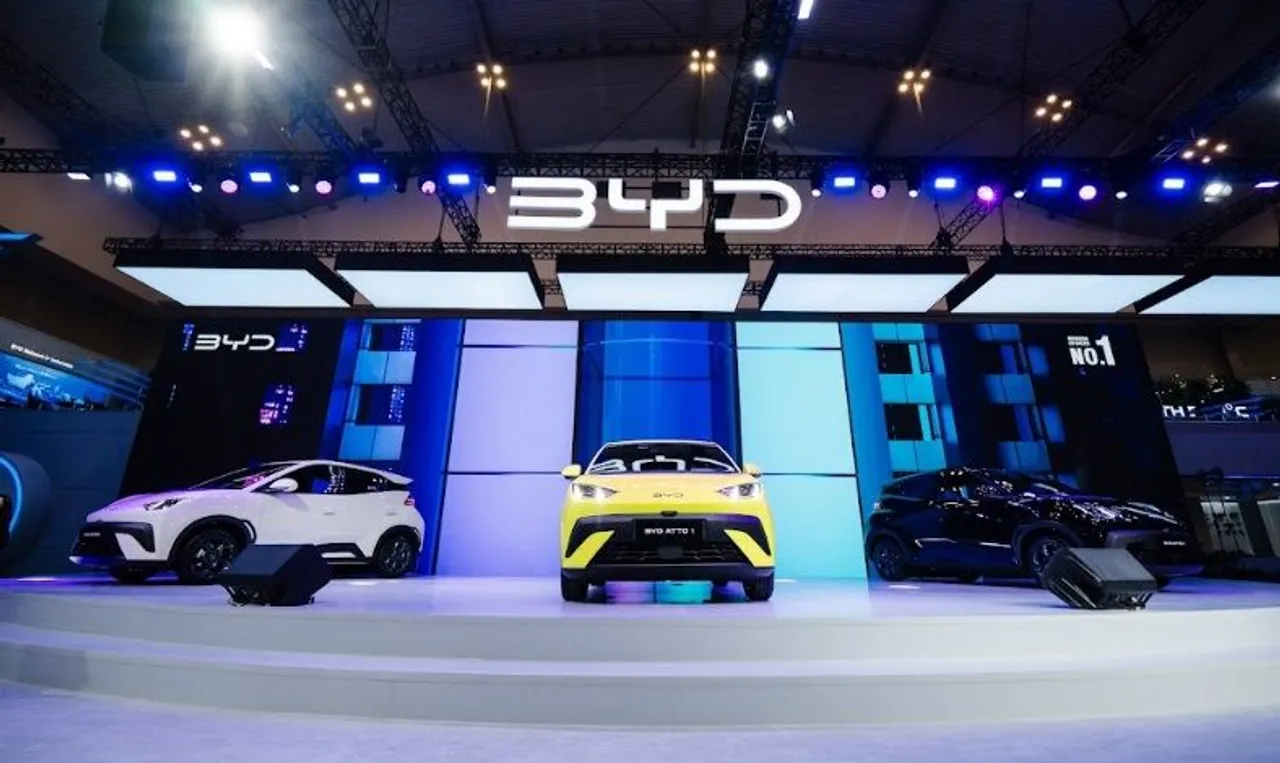 BYD Atto 1 diperkenalkan di pameran otomotif GIIAS 2025. (BYD)