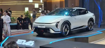 PT Kreta Indo Artha perkenalkan sedan listrik Kia EV4 di GIIAS 2025. (Chadie)