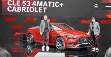 Mercedes-AMG CLE 53 4MATIC+ Cabriolet, 'monster ganteng' berbanderol Rp2,9 miliar off the road. (Chadie)