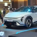 PT Kreta Indo Artha perkenalkan sedan listrik Kia EV4 di GIIAS 2025. (Chadie) - PT Kreta Indo Artha perkenalkan sedan listrik Kia EV4 di GIIAS 2025. (Chadie)