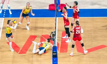 Brasil vs Jepang di semifinal VNL 2025 putri/foto: Volleyball World