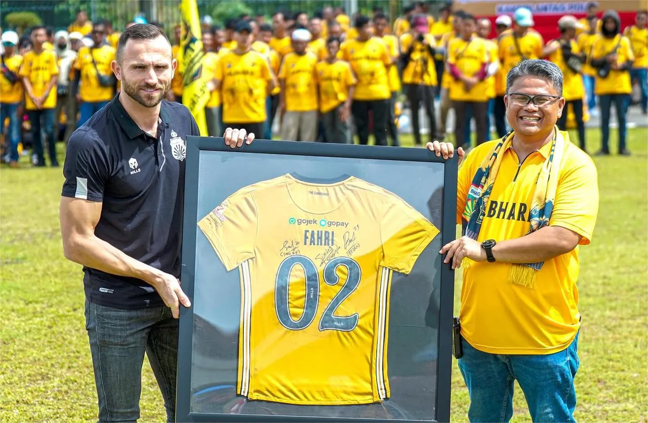 Penyerang Bhayangkara FC, Ilija Spasojevic