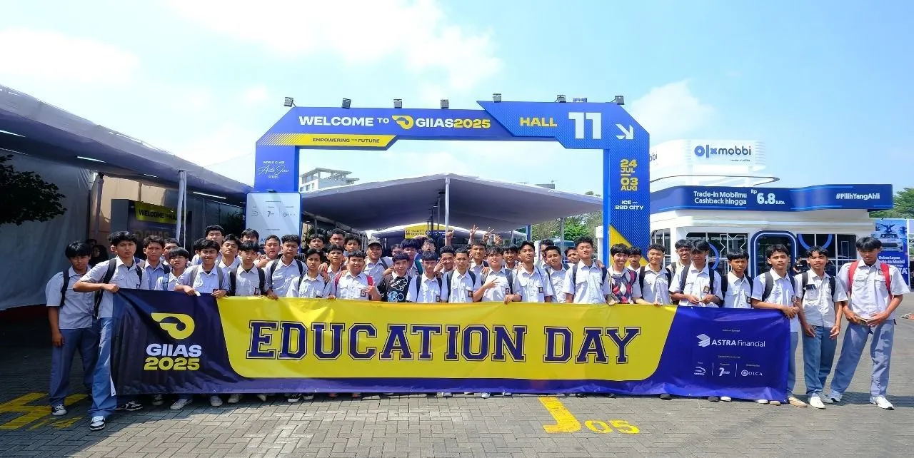 GIIAS 2025 Education Day menjadi ajang perkenalan para pelajar dan mahasiswa dengan dunia otomotif dan seputar industrinya. (Seven Event)