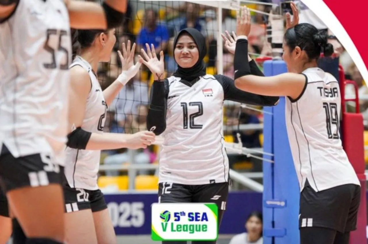 Timnas voli putri Indonesia kalah 0-3 dari Vietnam di laga pertama SEA V.League 2025 putri leg pertama/foto: Moji Sport