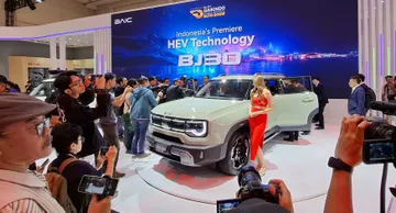 Setiap peluncuran mobil baru, BAIC Indonesia selalu menjamin ketersediaan suku cadangnya. (Chadie)