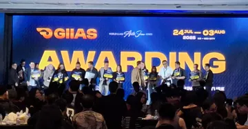 Awarding Night menjadi puncak acara Exhibitor Night yang menandai berakhirnya ajang GIIAS 2025. (Chadie)