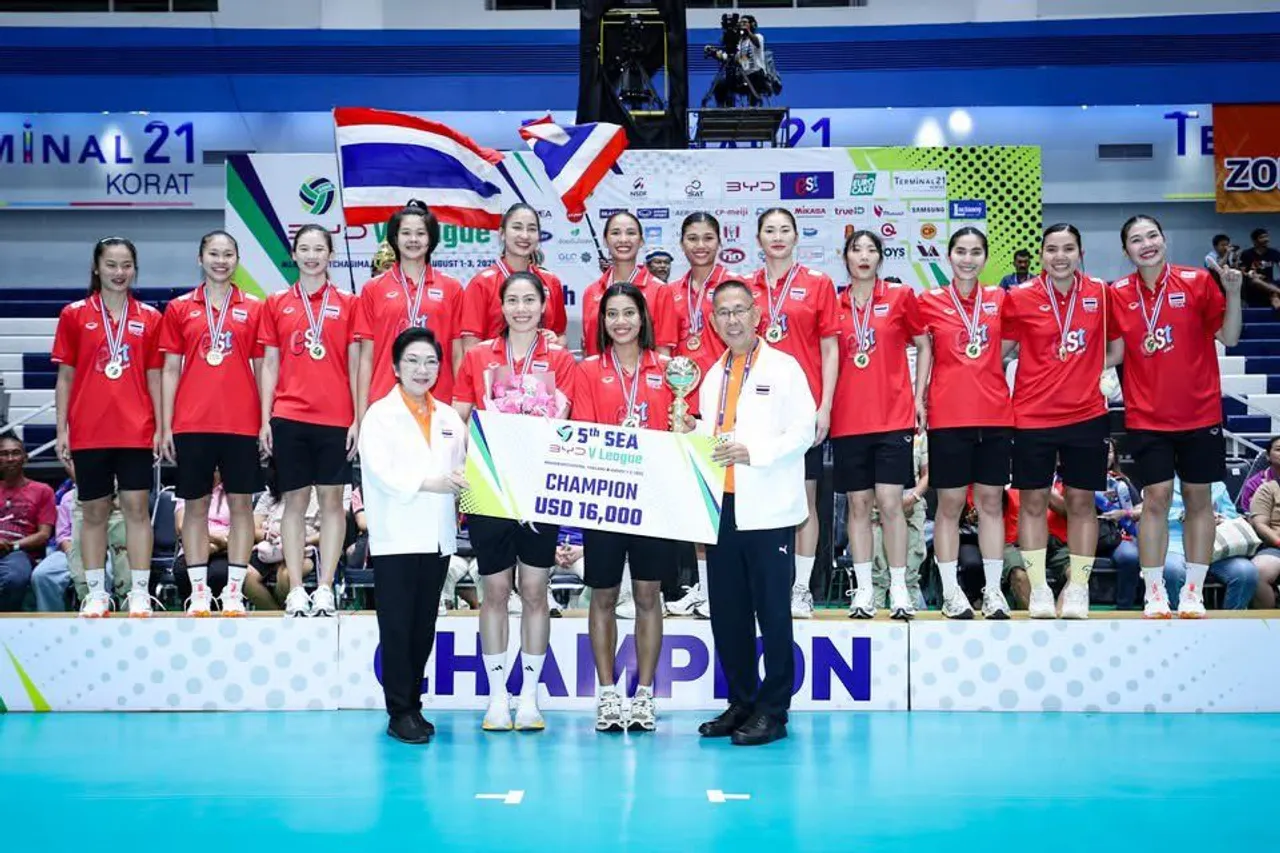 Timnas Voli Putri Thailand juara SEA V.League 2025 putri leg pertama/foto: AVC