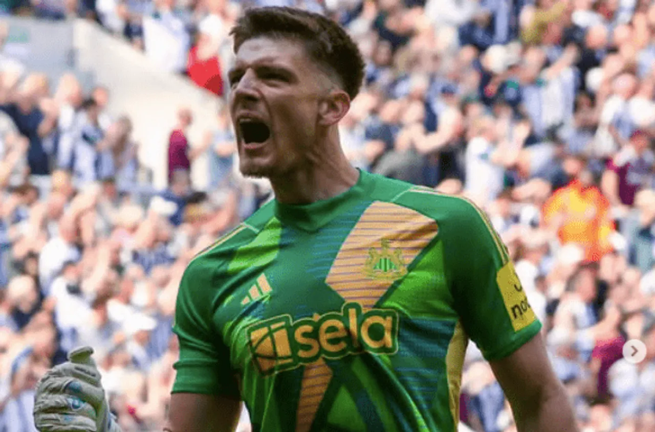 Nick Pope (instagram.com/npope29)