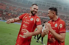 Jordi Amat dan Dony Tri Pamungkas Menolak Menyerah