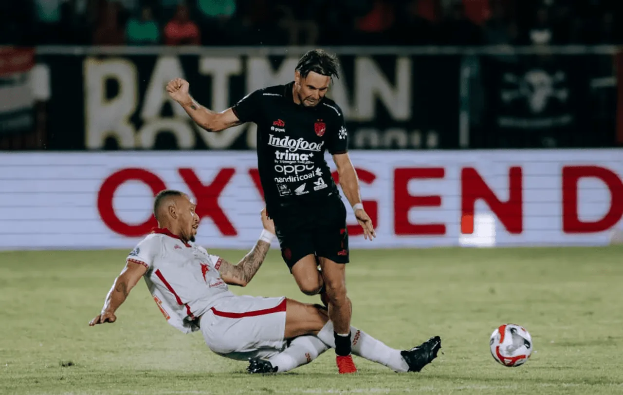Thijmen Goppel saat melawan Malut United/foto: Ofisial Bali United