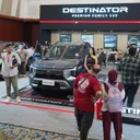 Destinator jadi menu utama booth Mitsubishi di GIIAS Surabaya 2025. (MMKSI)