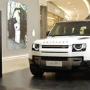 Land Rover Defender 110 di Senayan City. (JLM Auto)