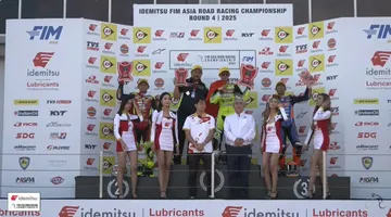 Tiga pembalap Indonesia dominasi podium UB150 di ARRC 2025 seri Mandalika/foto: Asia Road Racing