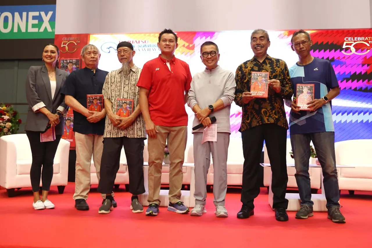Peluncuran Buku Candra Wijaya "Jejak Emas dari Atas”/Foto: Dokumentasi