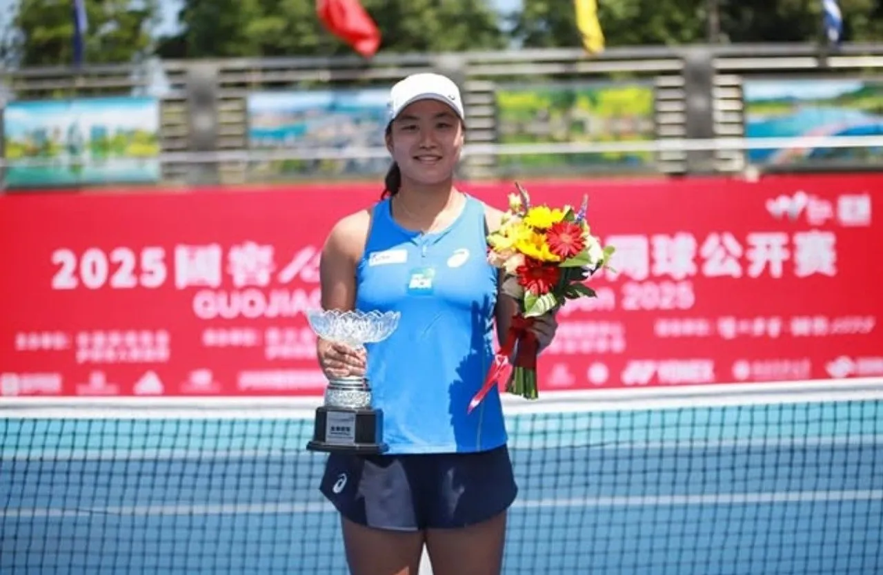 Janice Tjen saat tampil di W35 Luzhou, China/foto: IG Janice Tjen