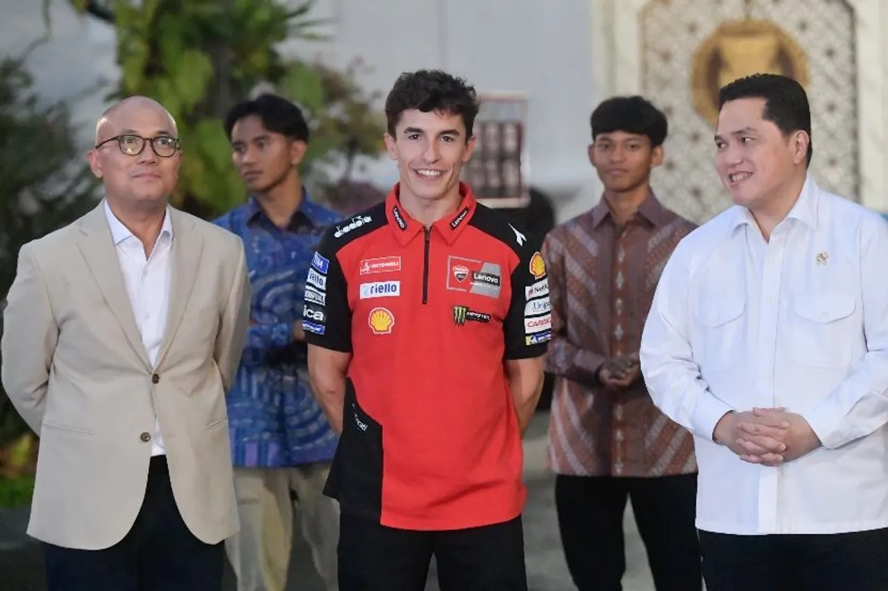 Marc Marquez di Istana Kepresidenan bersama Menpora Erick Thohir, Mario Aji, dan Veda Ega Pratama/foto: Kemenpora
