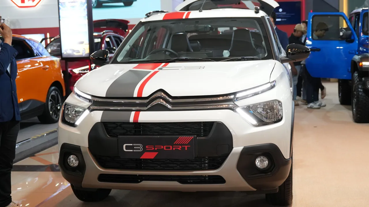 Citroën C3 Sport  siap menarik perhatian pengunjung GIIAS Bandung 2025. (IND)