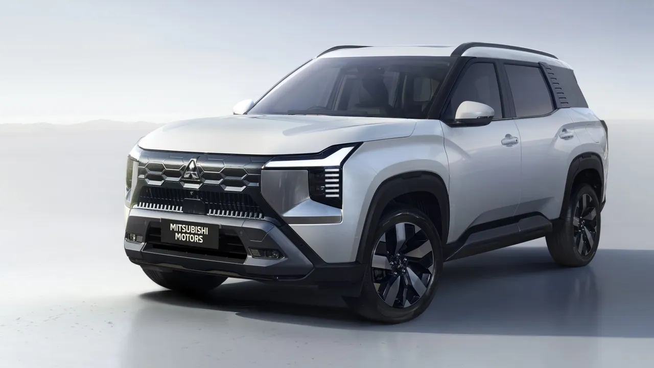 Mitsubishi Destinator sabet penghargaan tertinggi di kategori Best Industrial Product Design di ajang VMARK Vietnam Design Award 2025. (MMC)