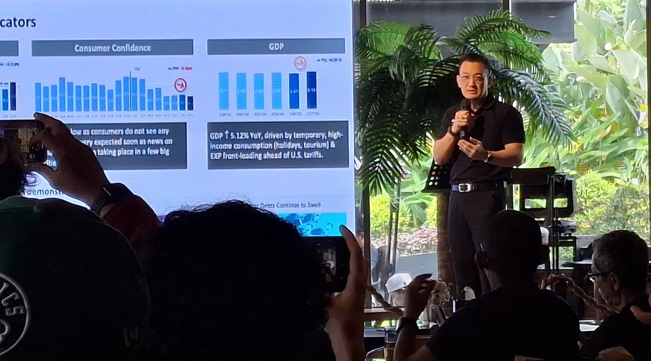President Director Bridgestone Indonesia Mukiat Sutikno di acara Media Gathering, Senayan Park. (Chadie)