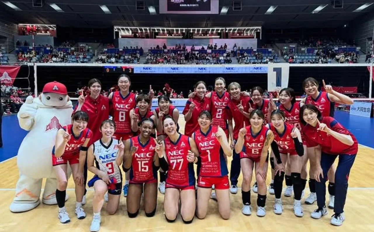 Giovanna Milana dan Skuad NEC Red Rockets di Liga Voli Putri Jepang/foto: Ofisial Red Rockets