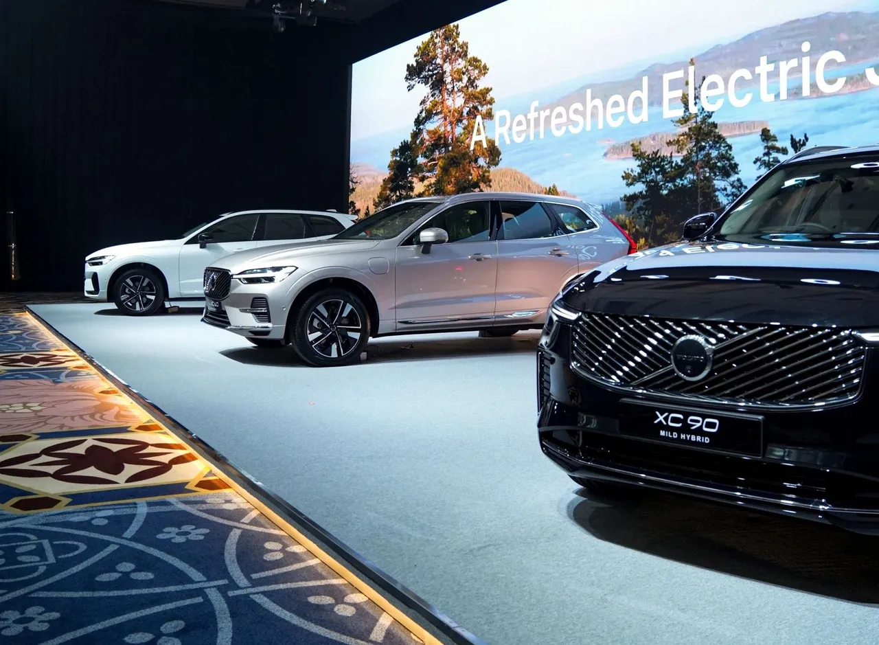 Deretan Line Up Refreshed XC60 SUV elektrifikasi Volvo. (Volvo Car Indonesia)