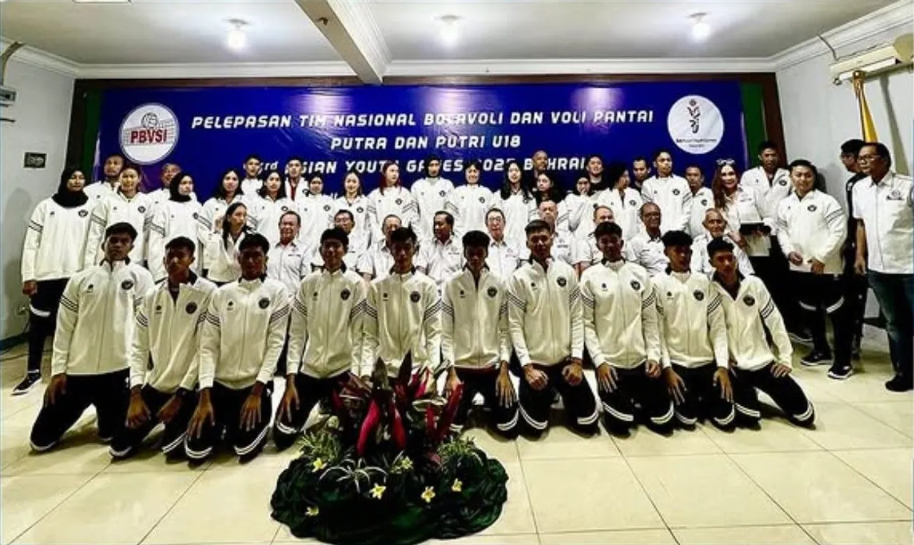 Pelepasan Timnas Voli Indonesia U-18 putra dan putri ke Asian Youth Games 2025 oleh PBVSI/foto: Ofisial PBVSI