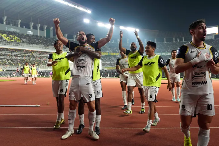 Jordi Amat Cetak Gol ke Gawang Persebaya/Foto: Persija.id