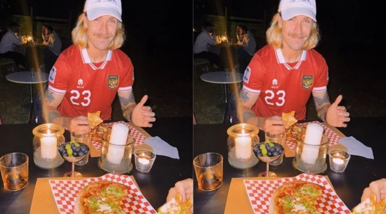 Jackson Irvine mengenakan jersey Timnas Indonesia/foto: IG Jackson Irvine