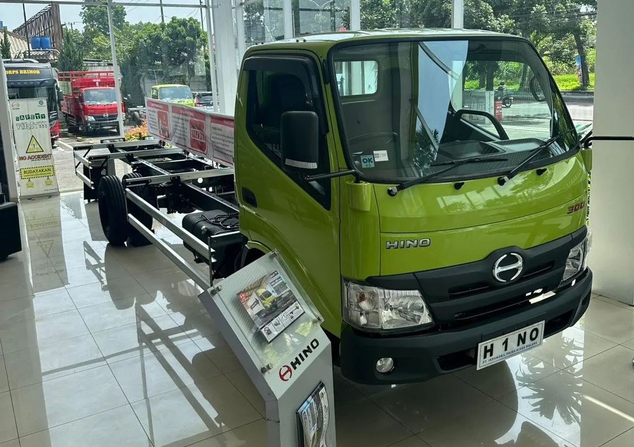 Peluncuran Truk Hino300 - 136 MDLR di Malang. (HMSI)