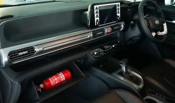 APAR di Hyundai Stargazer. (Hyundai Gowa)