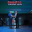 Mitsubishi Destinator sabet penghargaan dan gelar Car of the Year 2025 dari Gridoto. (MMKSI)