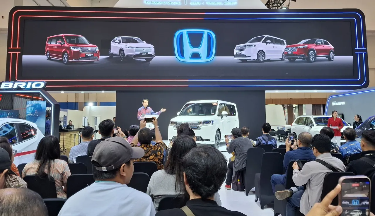 Honda gelar promo akhir tahun di GJAW 2025. (Chadie)