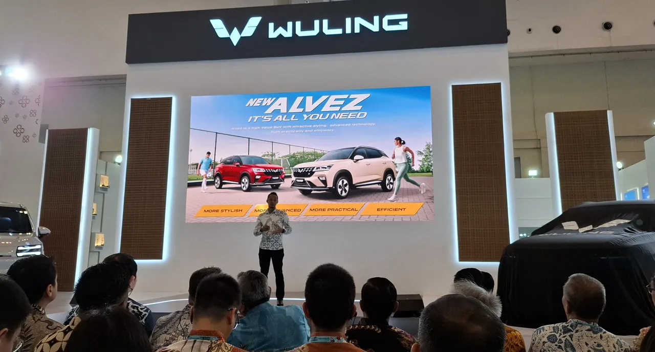 Wuling New Alvez dilengkapi berbagai tambahan fitur untuk memenuhi kebutuhan pelanggan. (Chadie)