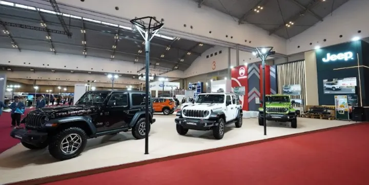 Jeep hadirkan Wrangler Rubicon 4-Door, Wrangler Rubicon 2-Door, Gladiator Sport, dan Gladiator Rubicon di GJAW 2025. (IND)