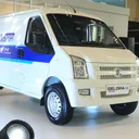 DFSK Gelora E B-Type dibanderol dengan harga lebih terjangkau. (Sokonindo Automobile)