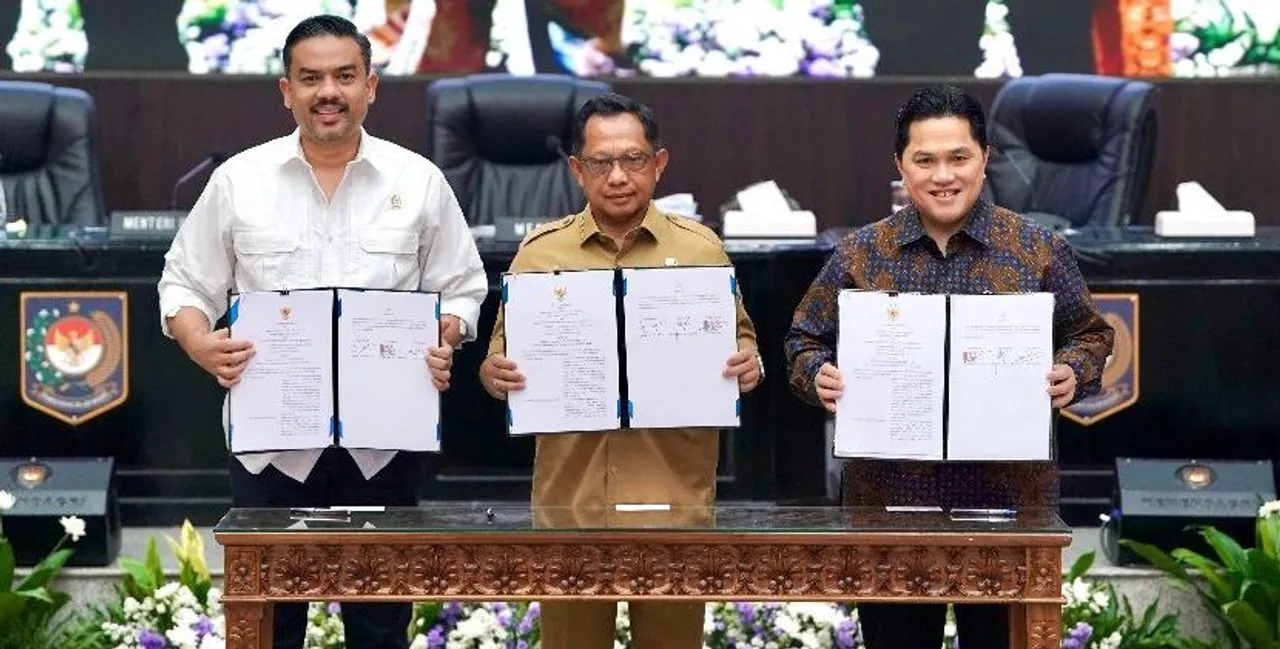 MoU antara Menpora, Mendagri, dan Menteri UMKM terkait pengelolaan dan pemanfaatan prasaran olahraga/foto: Kemenpora
