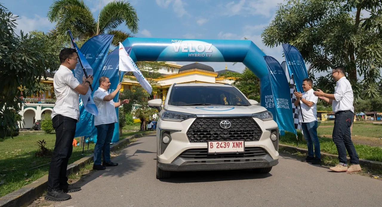 Ekspedisi Veloz Hybrid EV Lintas Nusa berhasil menuntaskan misi melintasi lebih dari 7.000 km. (TAM)