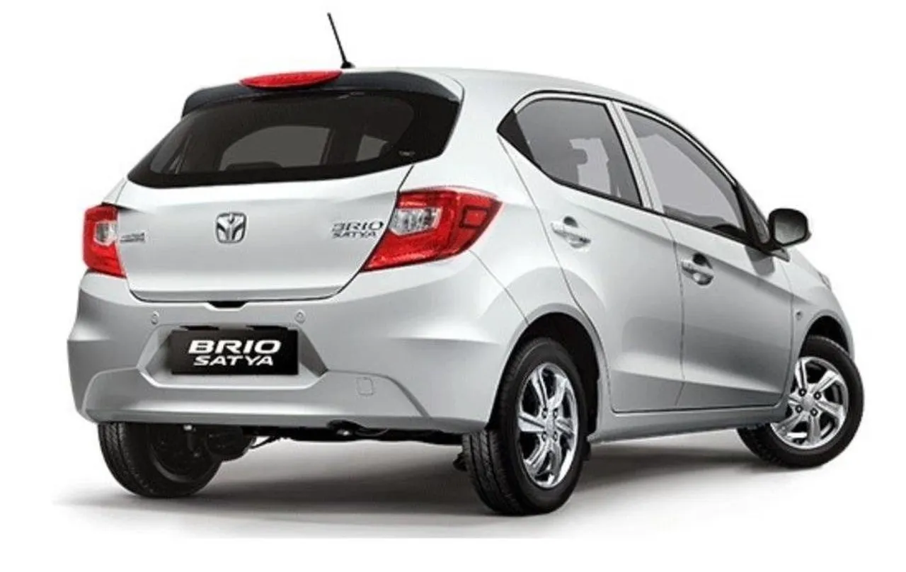 Honda Brio Satya S CVT. (HPM)