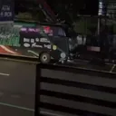 Tangkapan layar aksi teror supoter ke penginapan pemain Persik Kendal/foto: Istimewa