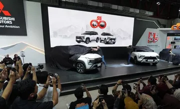 MMKSI luncurkan Mitsubishi Destinator dan Xforce 55th Anniversary Edition di IIMS 2026. (MMKSI)