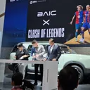 Penandatanganan kerja sama BAIC sebagai sponsor utama Official Car Clash of Legends. (Chadie)