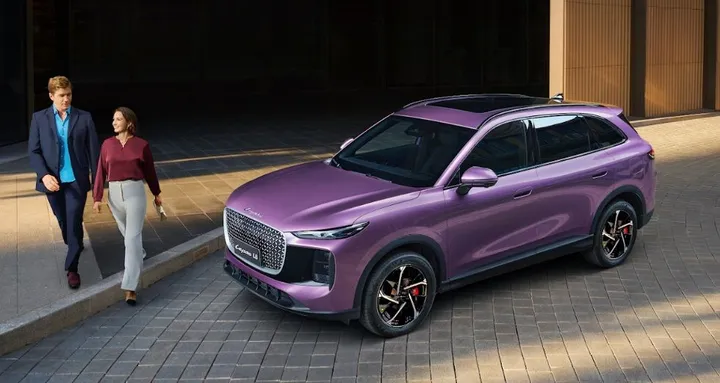 LEPAS L8 dirancang untuk menyatu dengan ritme kehidupan urban. (LEPAS)