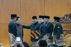 Dukung Pembinaan Pencak Silat Menpora Dapat Penghargaan dari Presiden