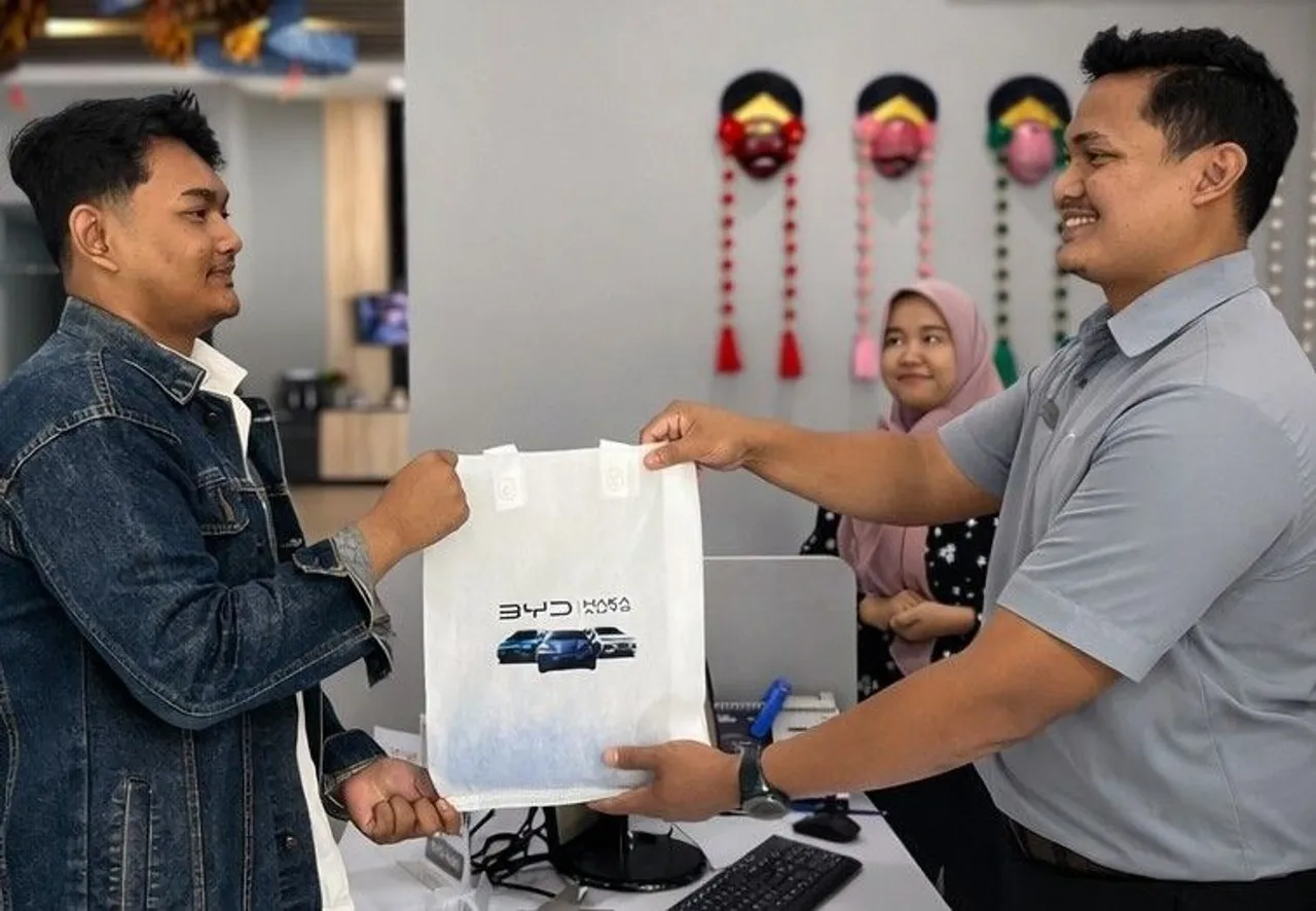 Haka Auto perkuat standar penanganan keluhan konsumen. (Haka Auto)