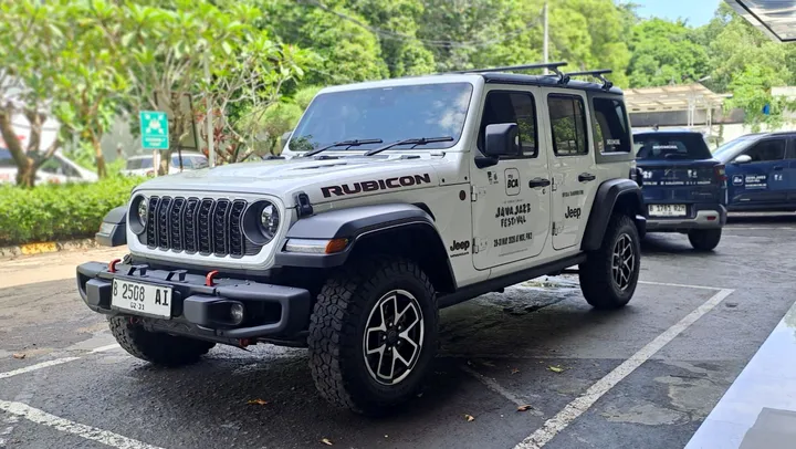 Jeep Wrangler dipercaya menjadi mobil operasional resmi Java Jazz 2026. (Indomobil)